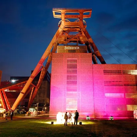 New York By D&j Altenessen Nord